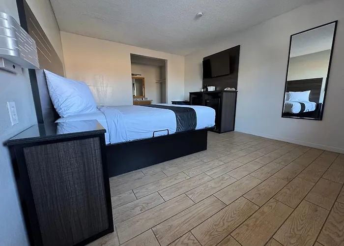 Regalodge Motel