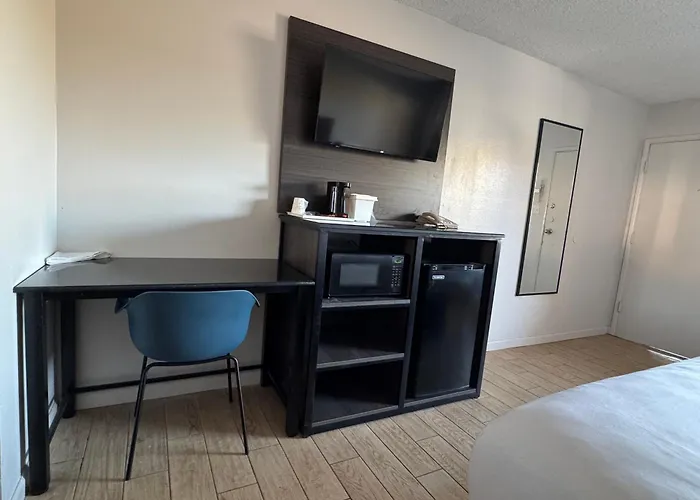 Regalodge Motel