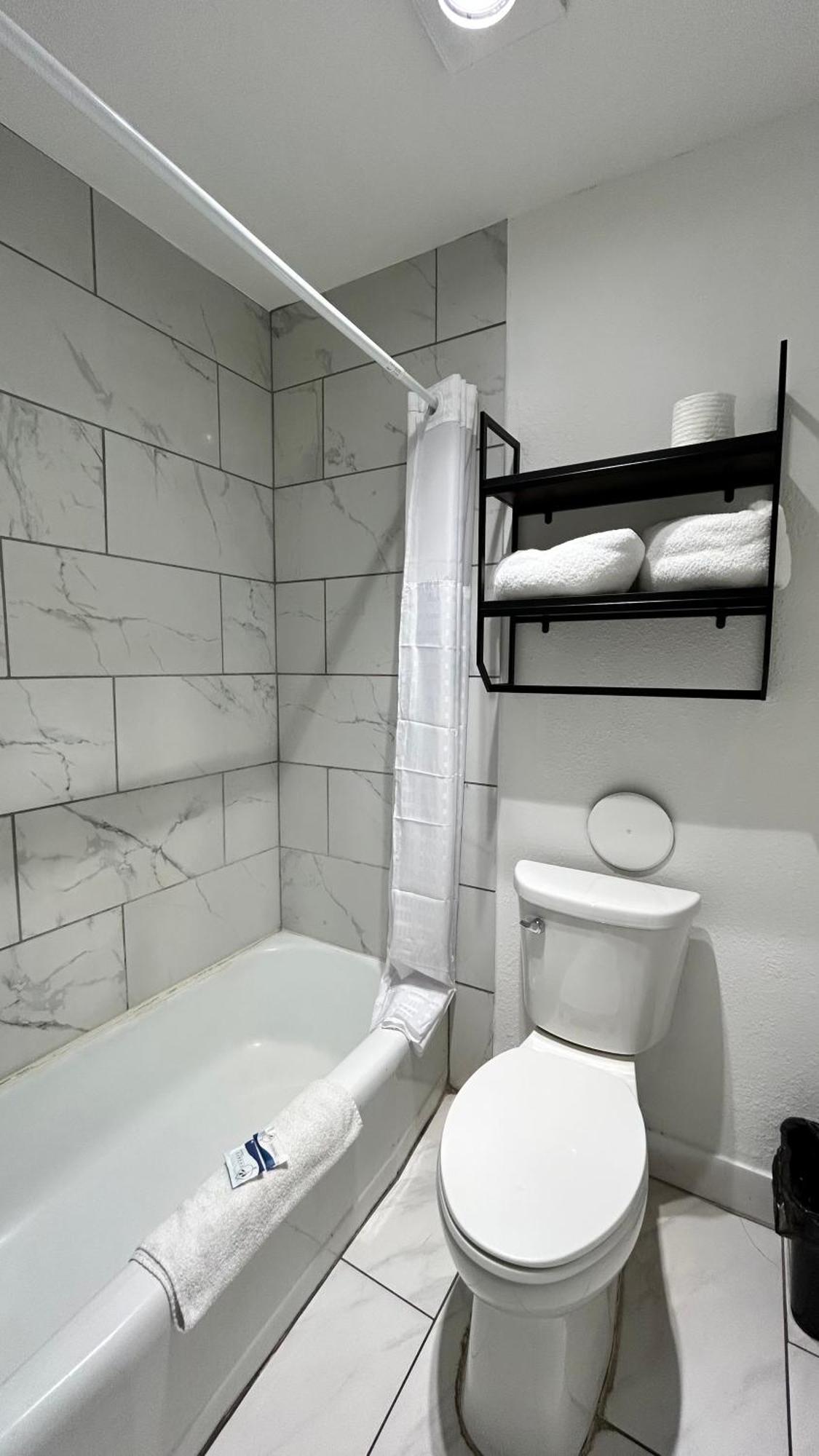 Hotel Regalodge